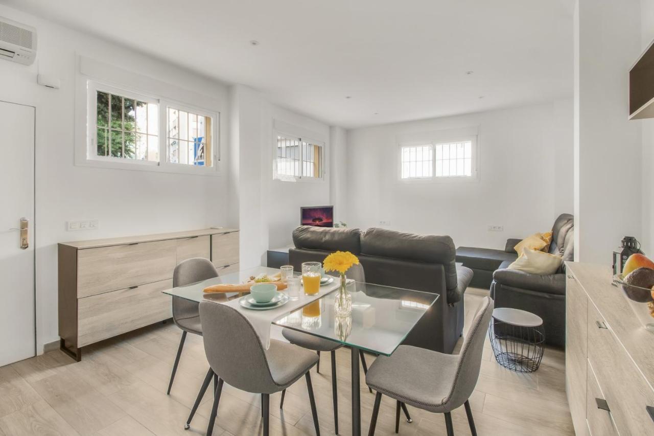 The Million Street Apartment Malaga Luaran gambar
